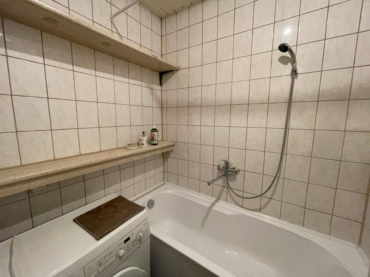A Cozy Apartment With A Wonderful View Of The River In The Old Town Of ヴィリニュス エクステリア 写真
